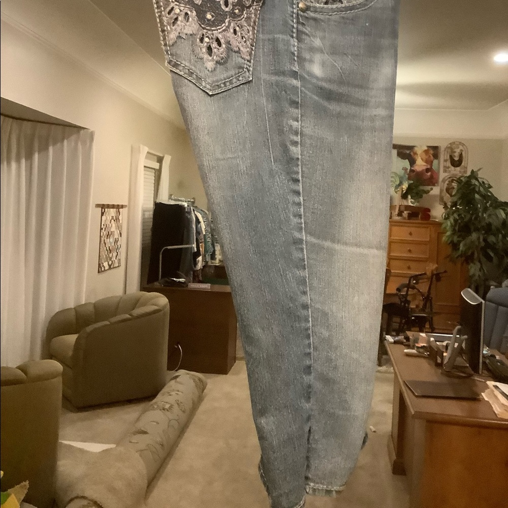 Size 10 cropped Code Blue jeans